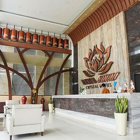 Crystal Lotus Hotel Jogyakarta Zewnętrze zdjęcie