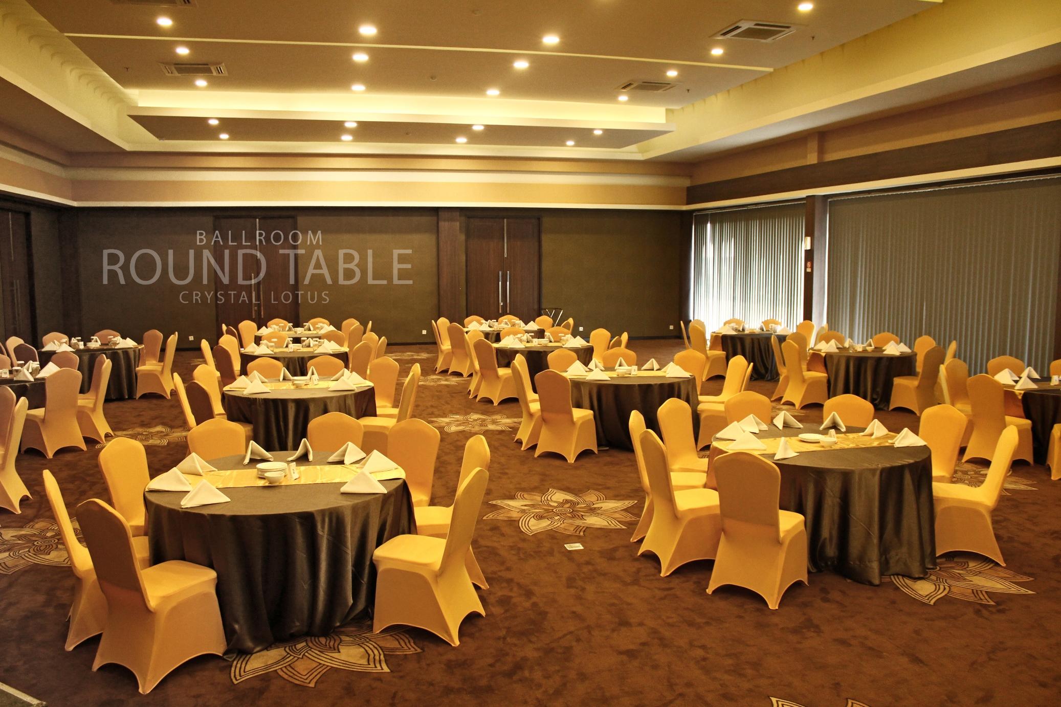 Crystal Lotus Hotel Jogyakarta Zewnętrze zdjęcie