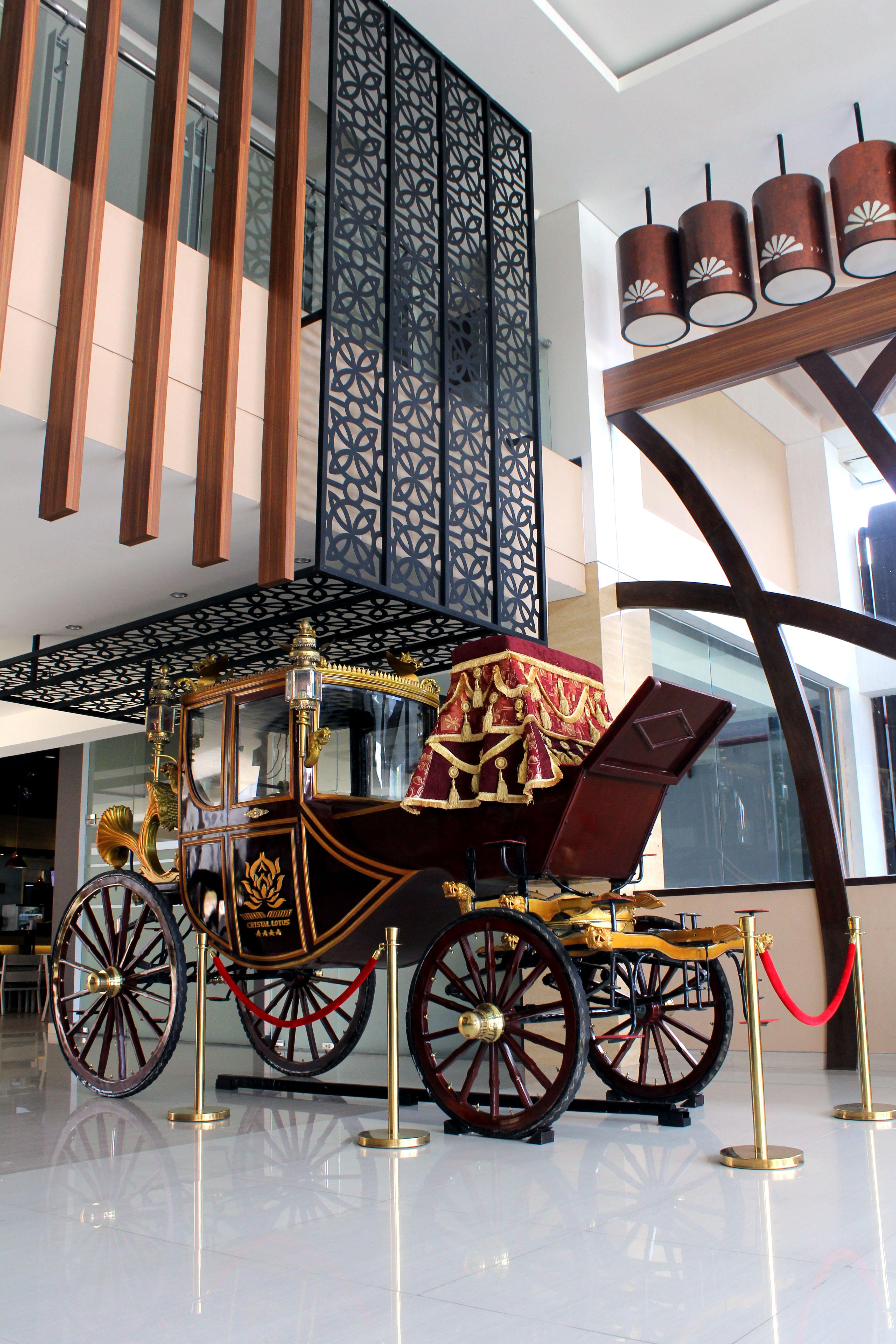 Crystal Lotus Hotel Jogyakarta Zewnętrze zdjęcie