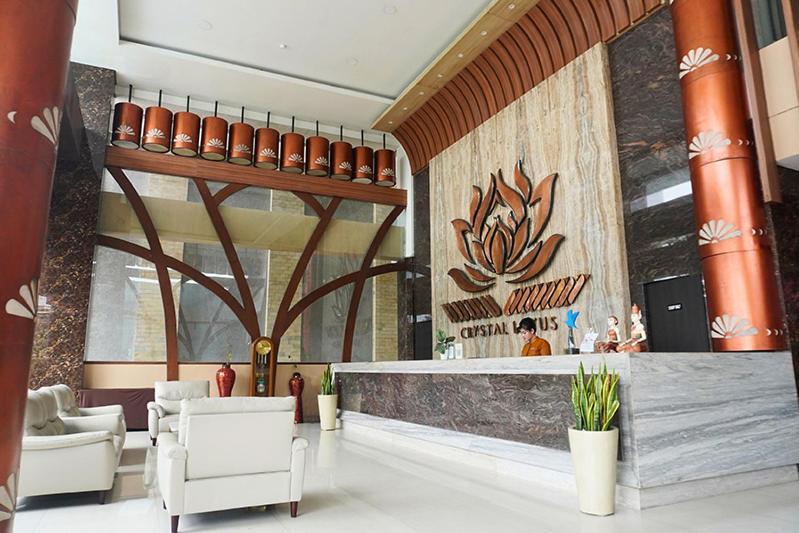 Crystal Lotus Hotel Jogyakarta Zewnętrze zdjęcie
