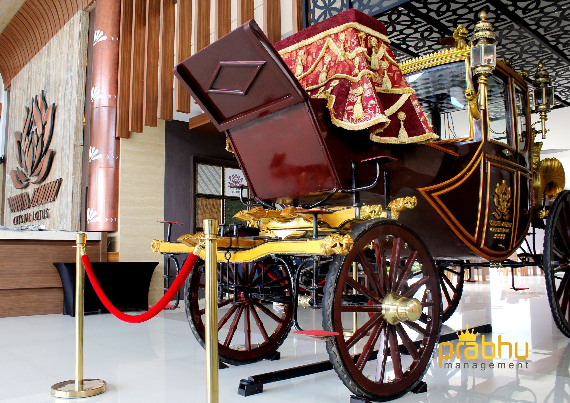 Crystal Lotus Hotel Jogyakarta Zewnętrze zdjęcie
